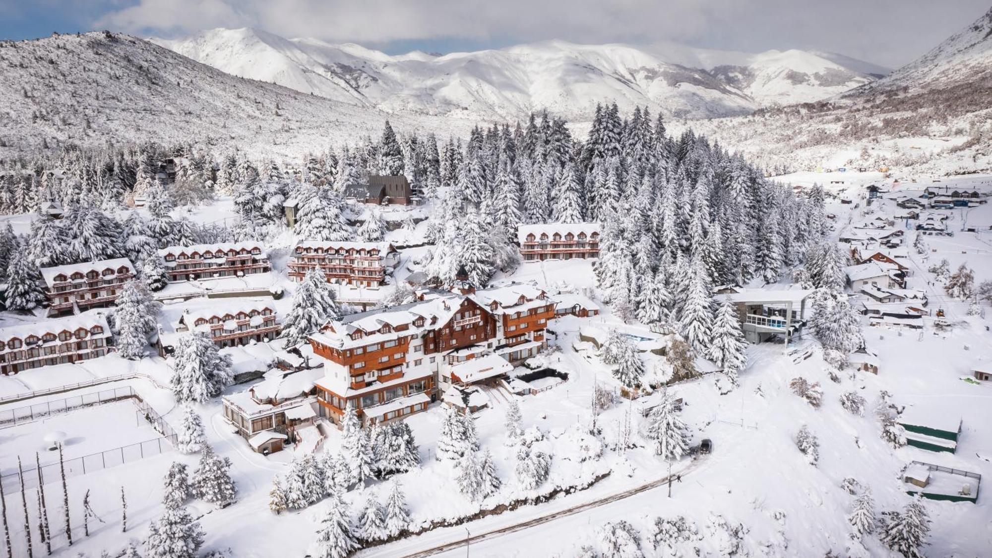 Hotel Catedral Ski & Wellness San Carlos de Bariloche Bagian luar foto